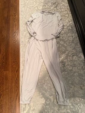 Lululemon BeCalm set- Small Top/XS bottom